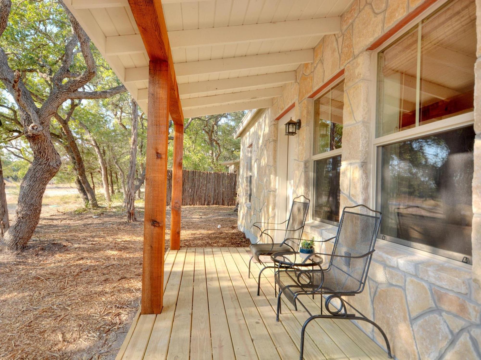 Cabins At Flite Acres - Mountain Laurel Wimberley Bagian luar foto